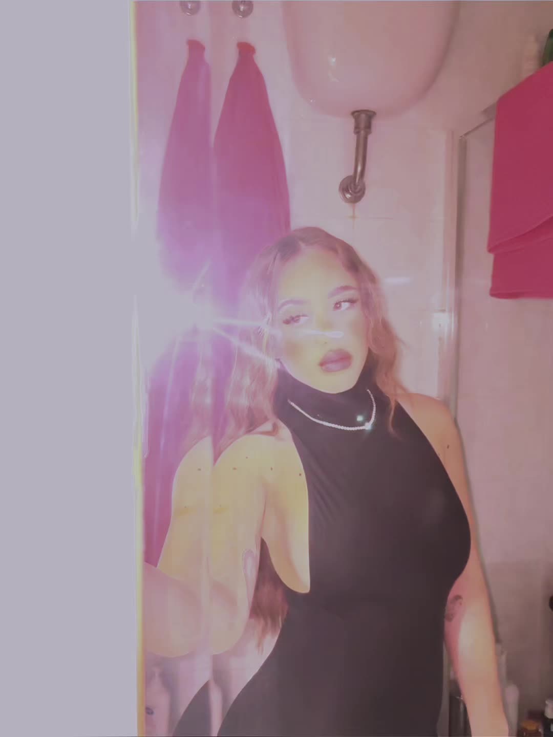 @R🍒