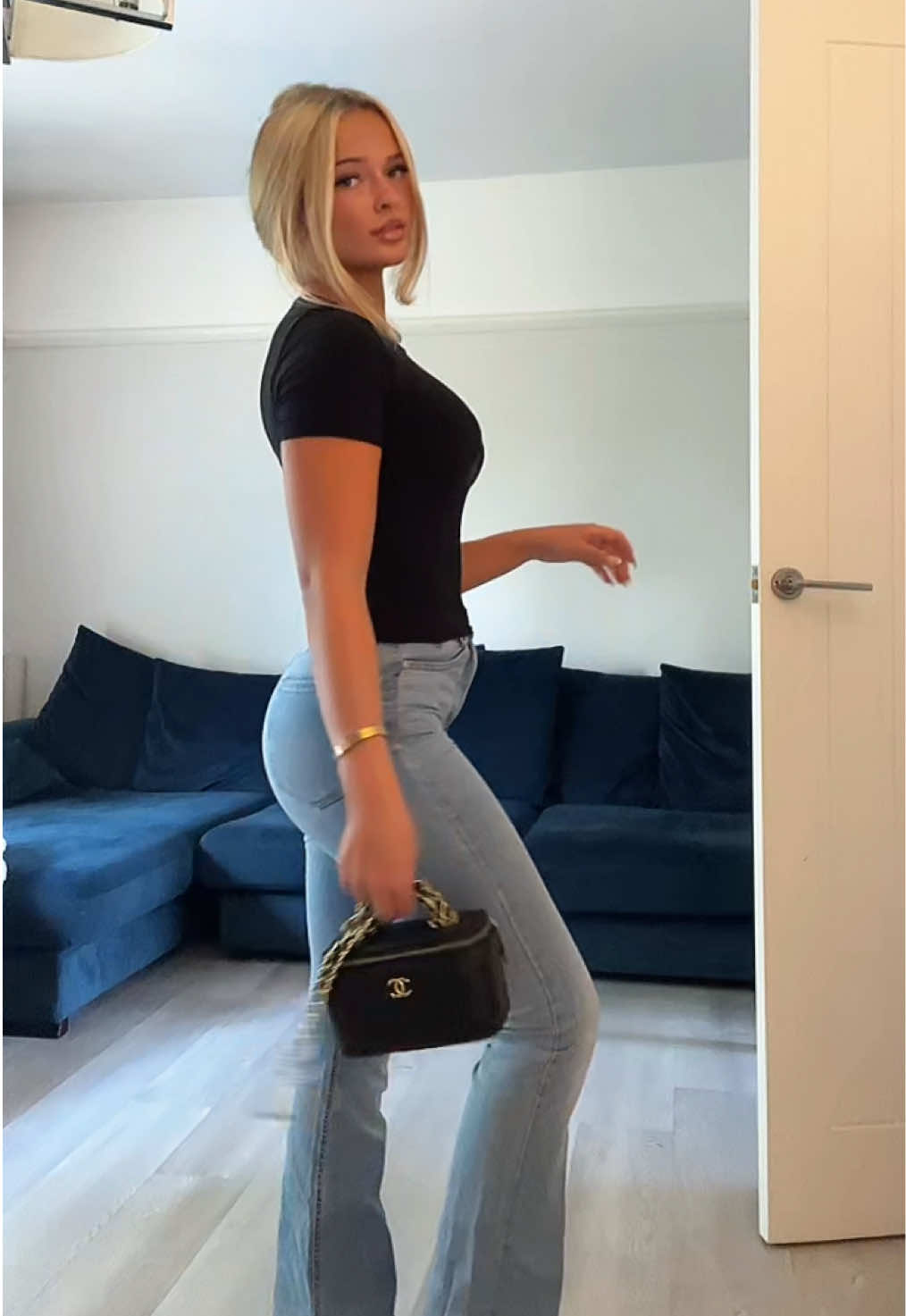 @👸🏼