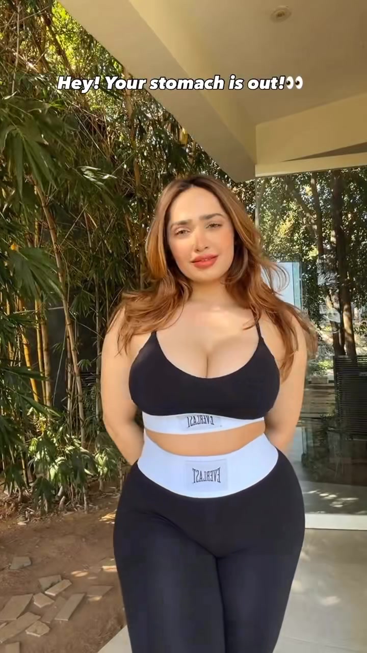 @Angelina