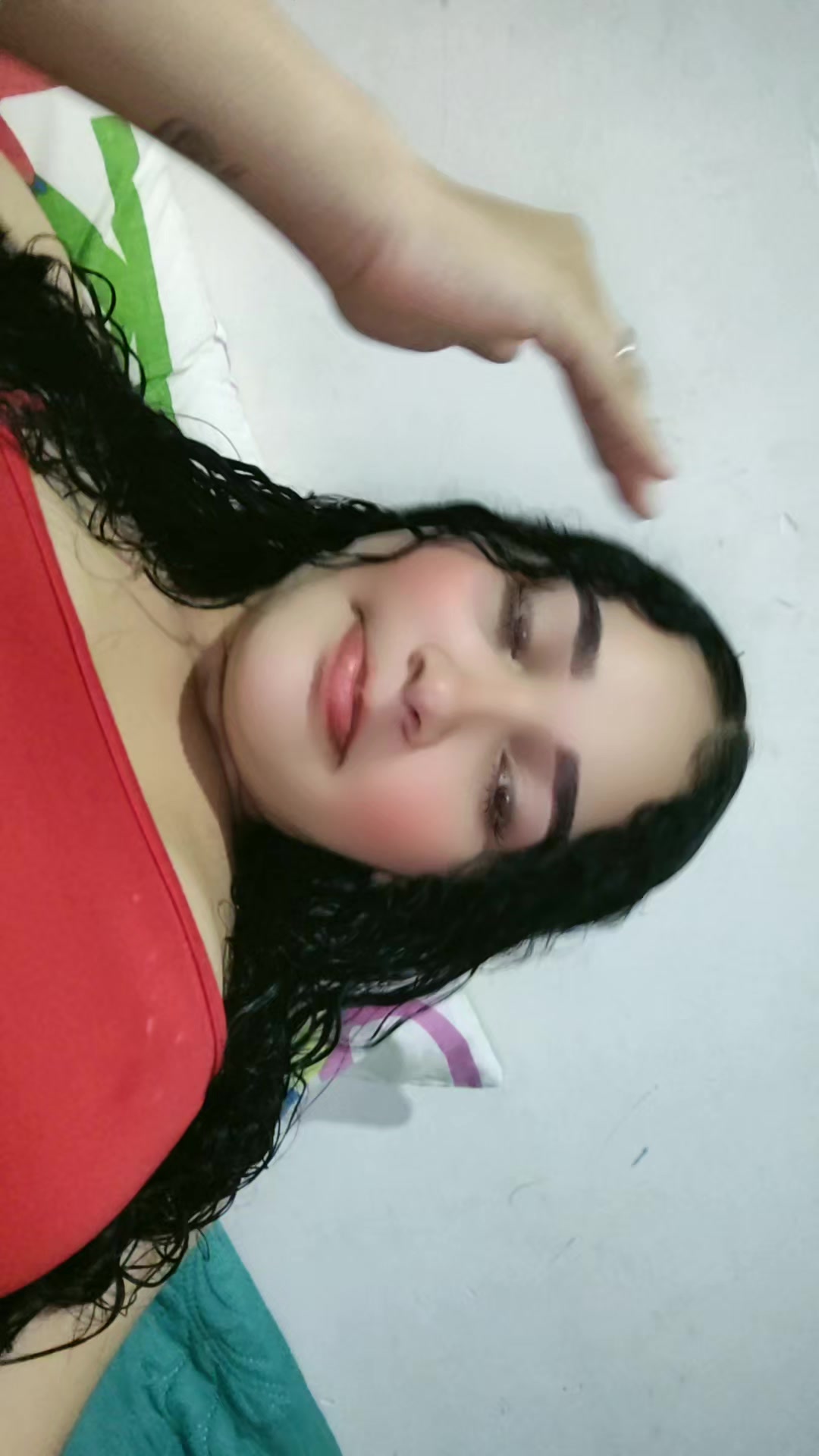 @Vale 🦋
