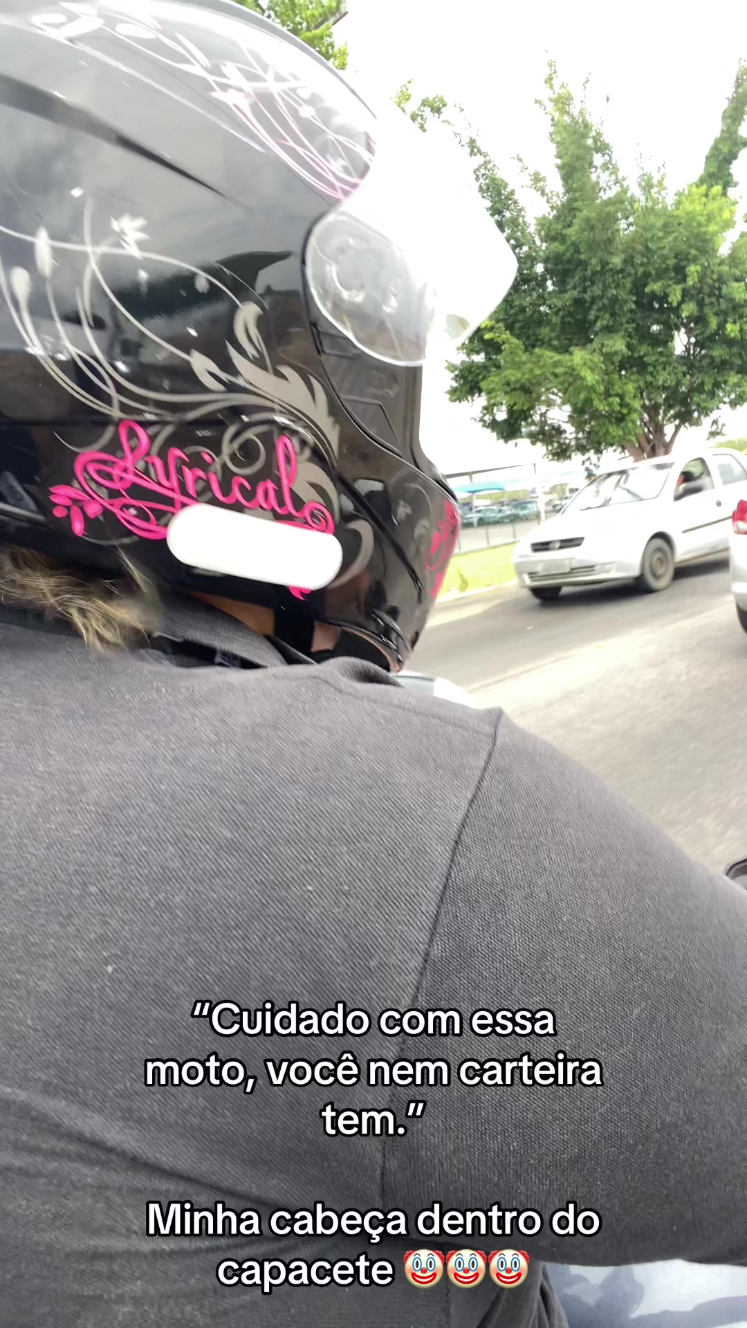 @Juuh Santos