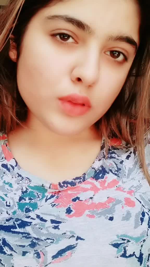 @RITIKA ♥️