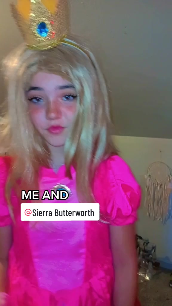 @﹒⪩⪨﹒