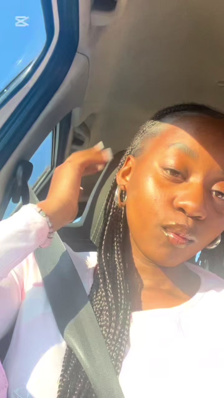 @K&rsquo;more_madi
