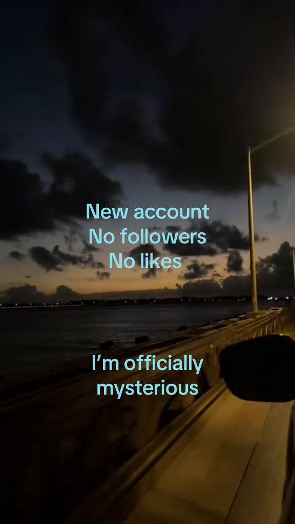 @𝐋