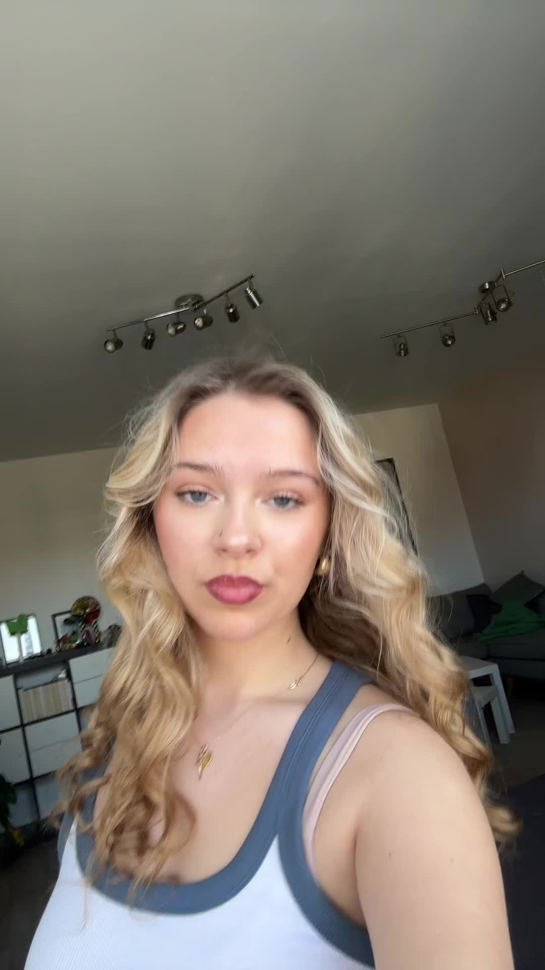 @zélie🌟