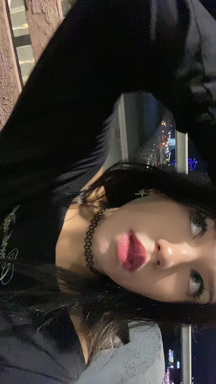 @v1kssa