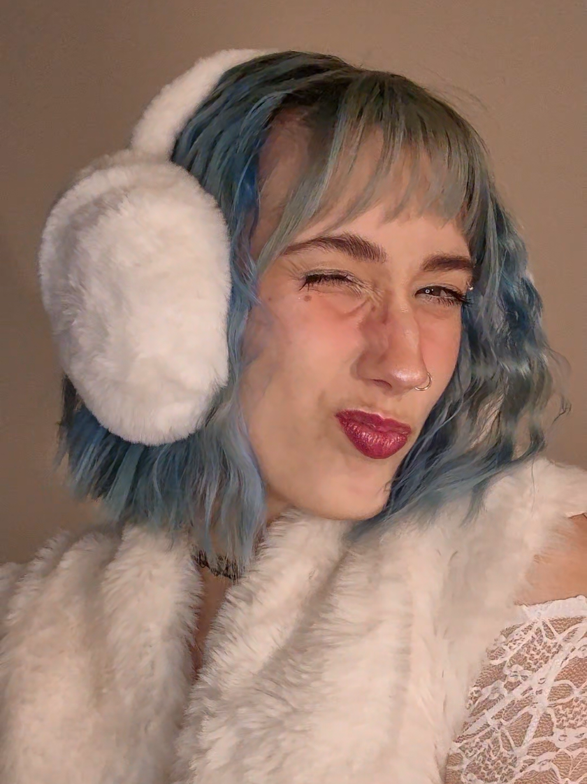 @GlamElla