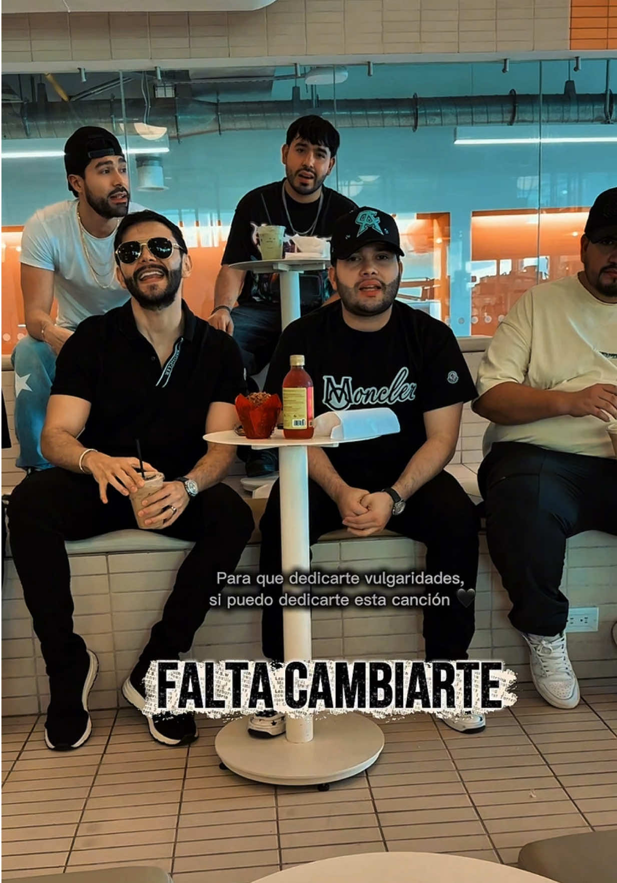 @La Ventaja