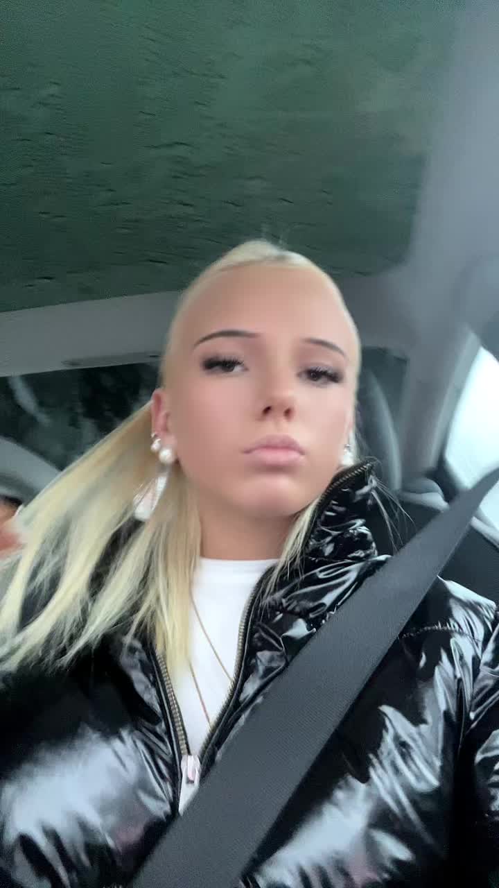 @👱🏼♀️🫰🏼6️⃣7️⃣🫰🏼👱🏼♀️