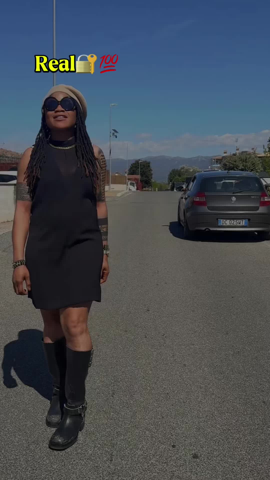 @queenofrockzia.H Exceptional Q