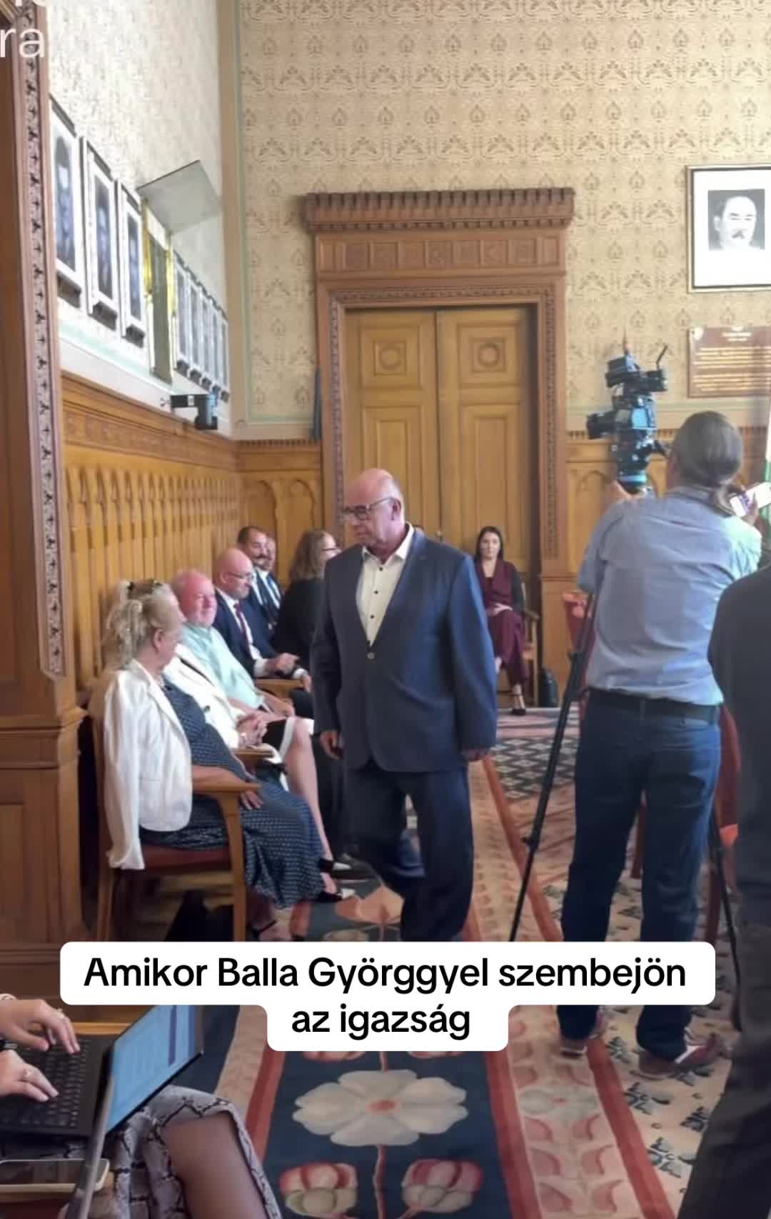 @ddiana🇭🇺politika