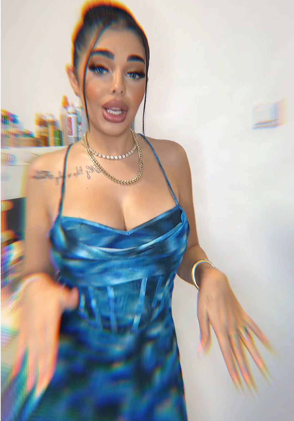 @𝐵𝒴𝒜|𝐵𝐸𝐿𝐿𝒴 𝒟𝒜𝒩𝒞𝐸𝑅