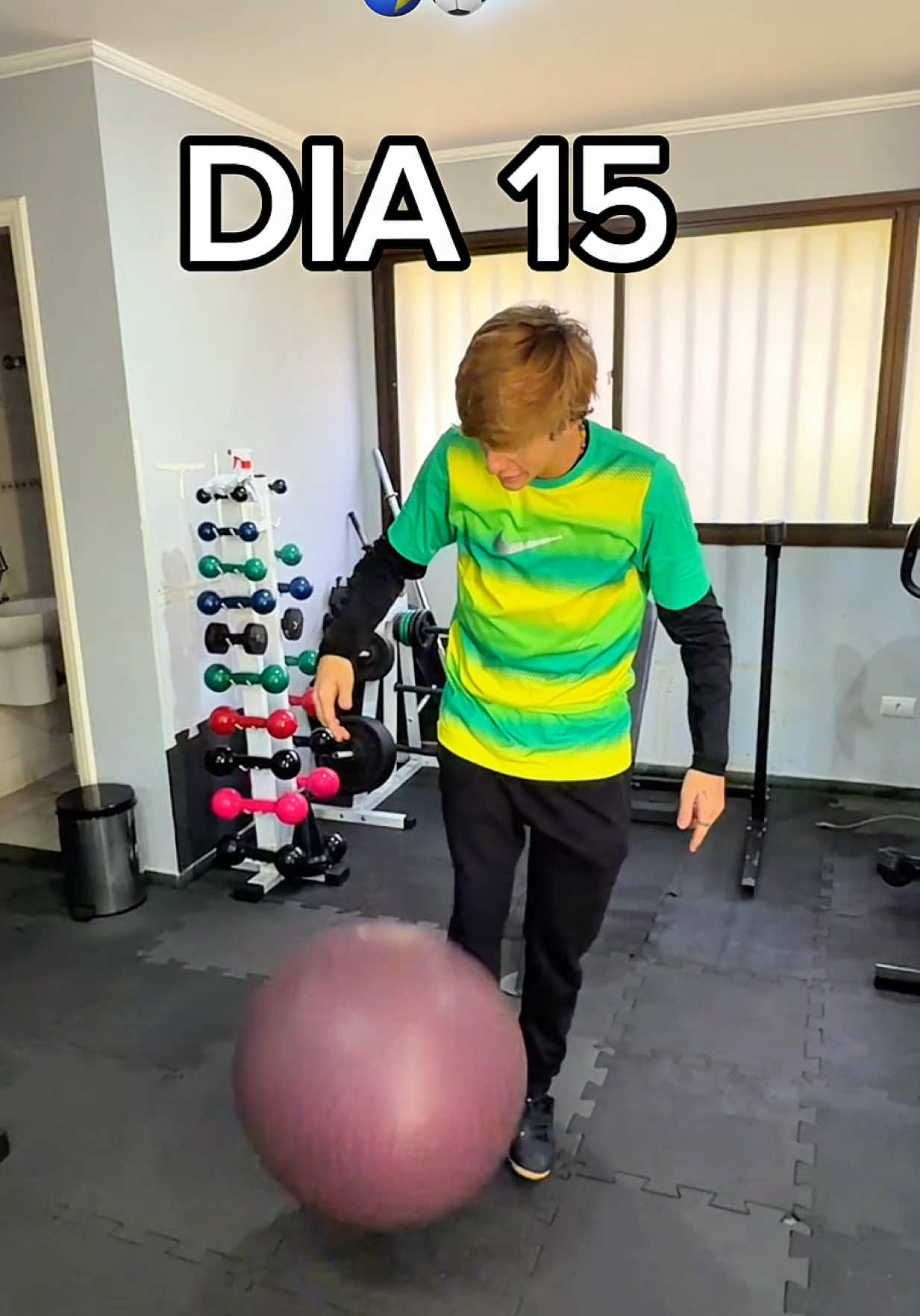 @Felipe Mostaphia
