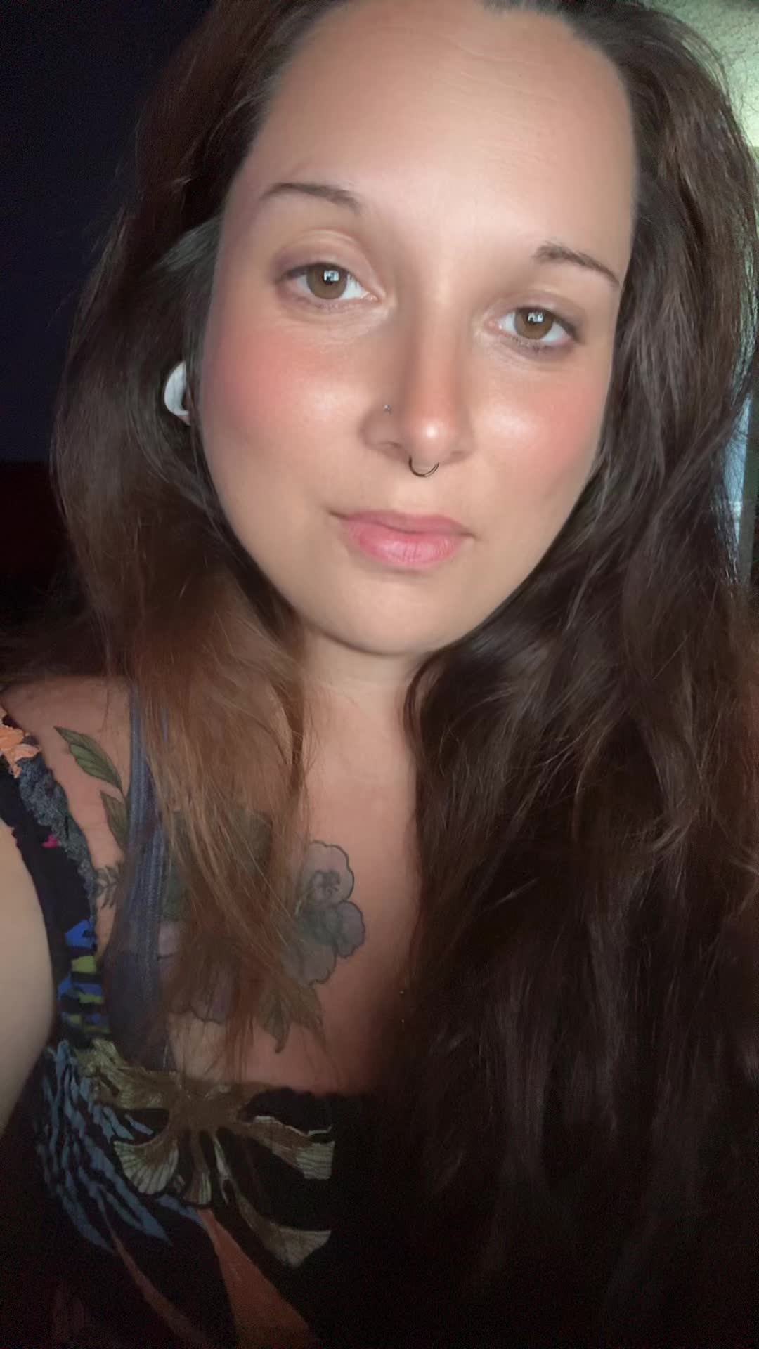 @SarahMarie