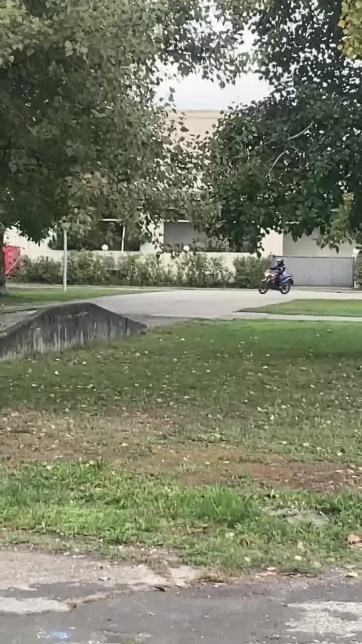 @Victoria