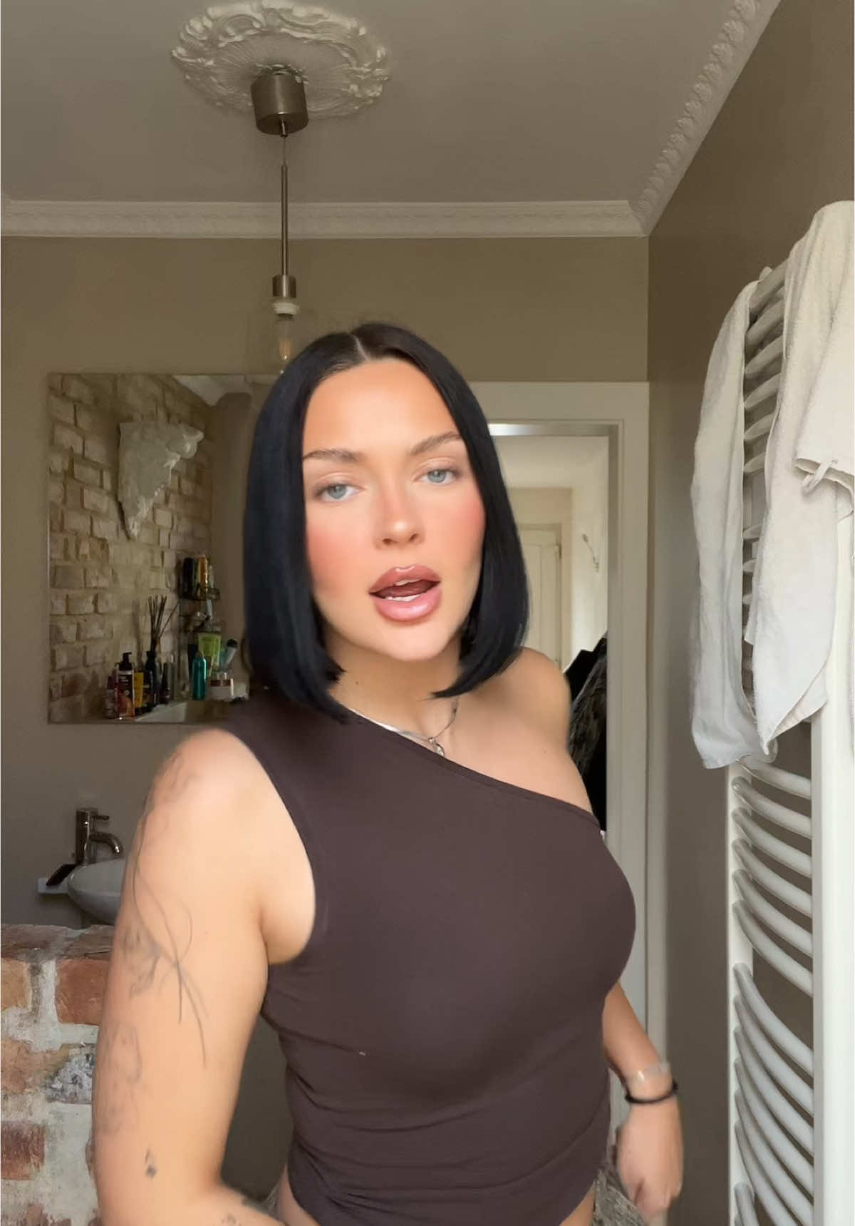 @helena.B