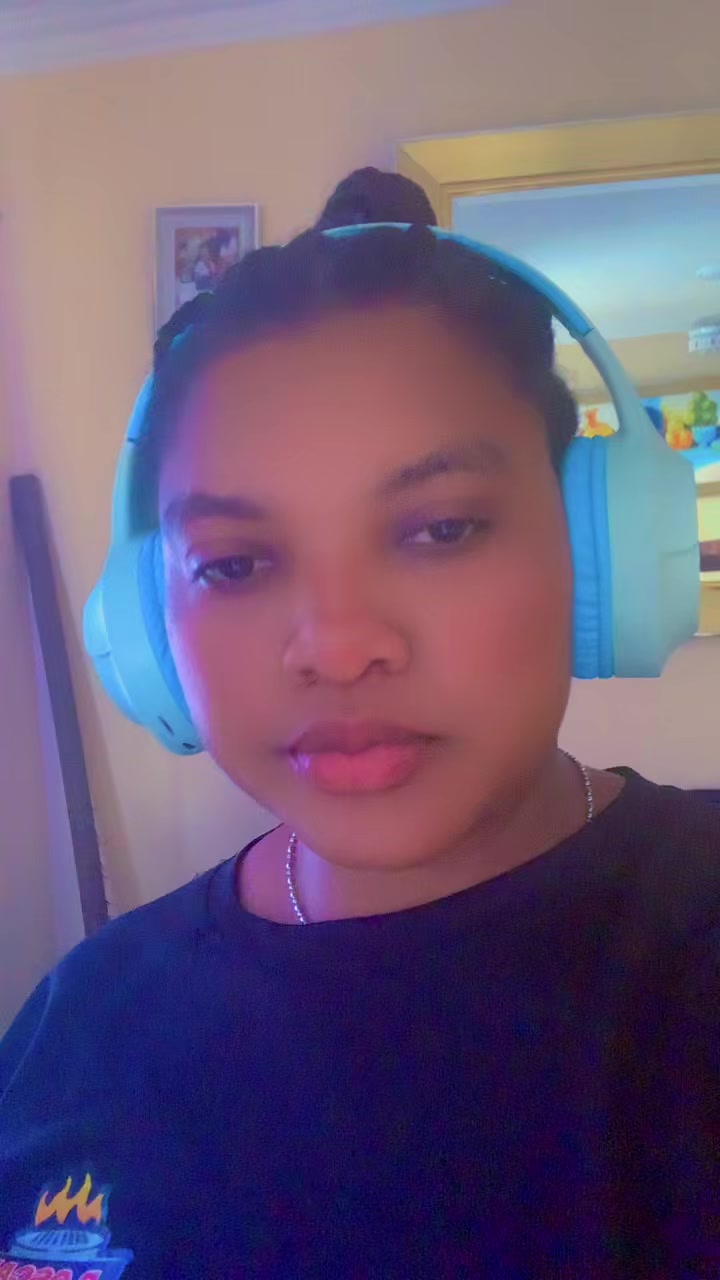 @navithaclervil8
