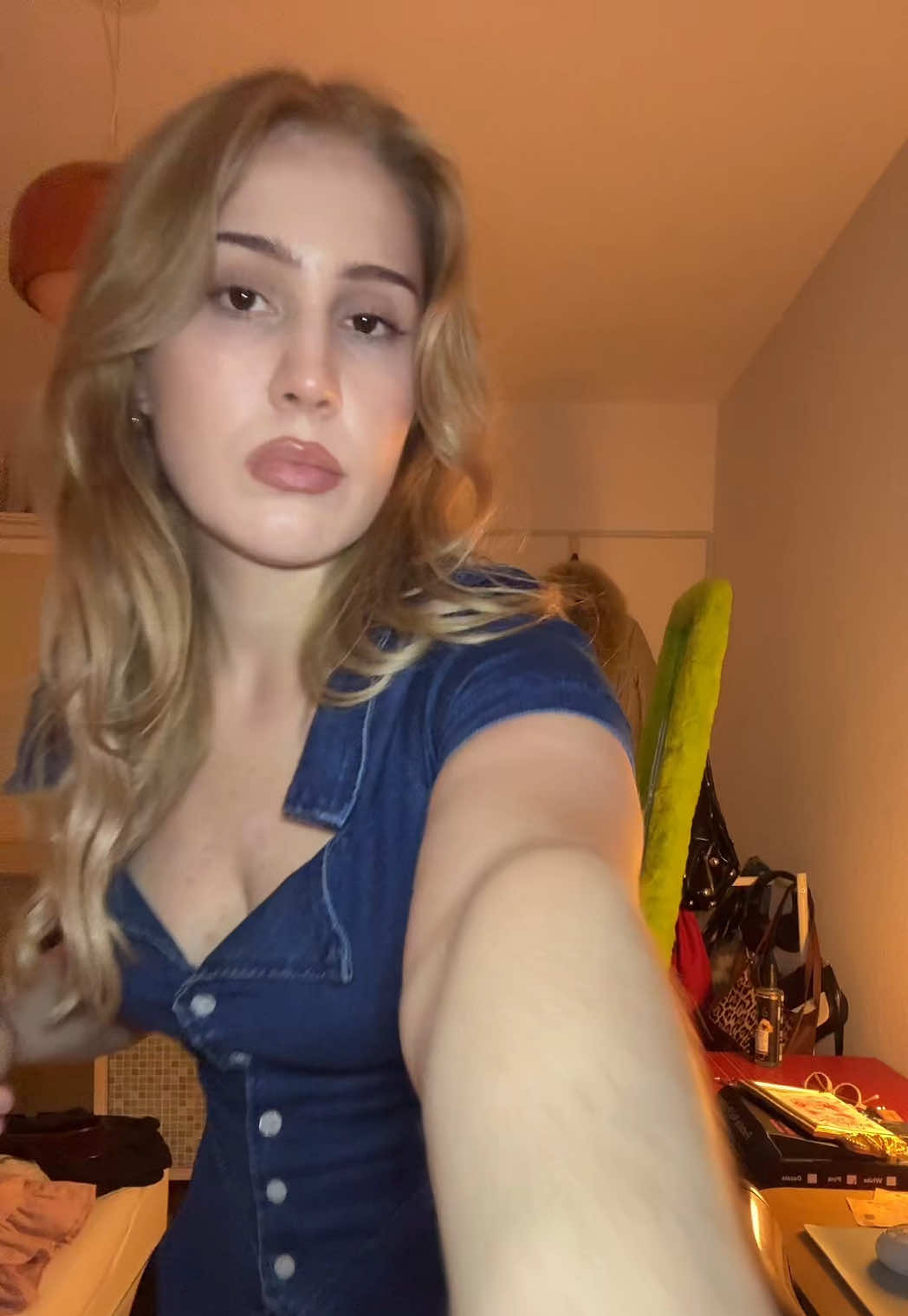 @tscholić