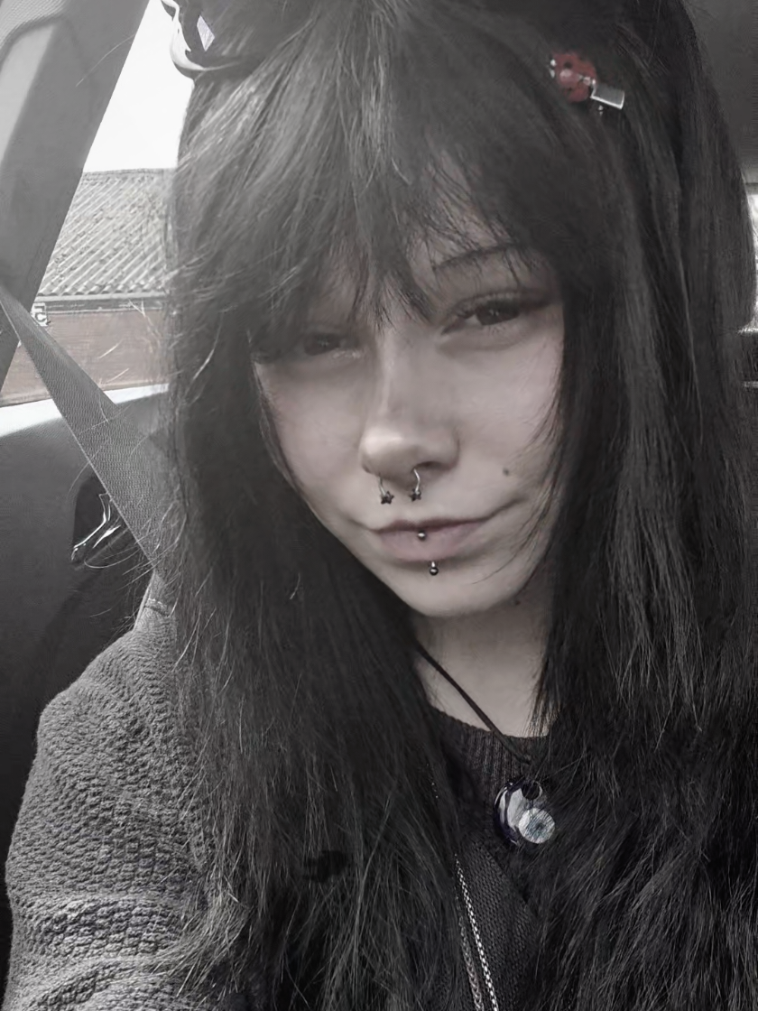 @eVIE ⚞•⚟ ☆