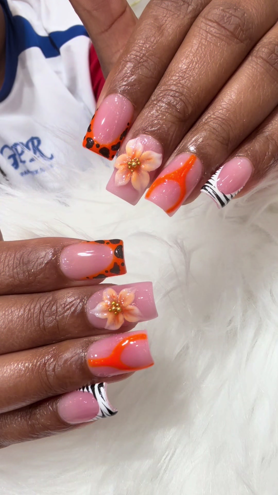 @vickynails1983