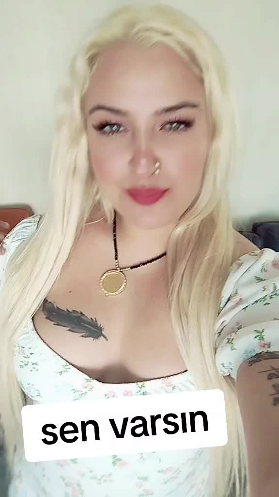 @aleyyyna
