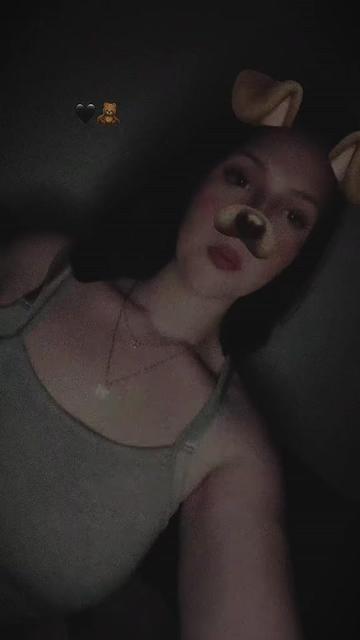 @Laura_🫶🏻
