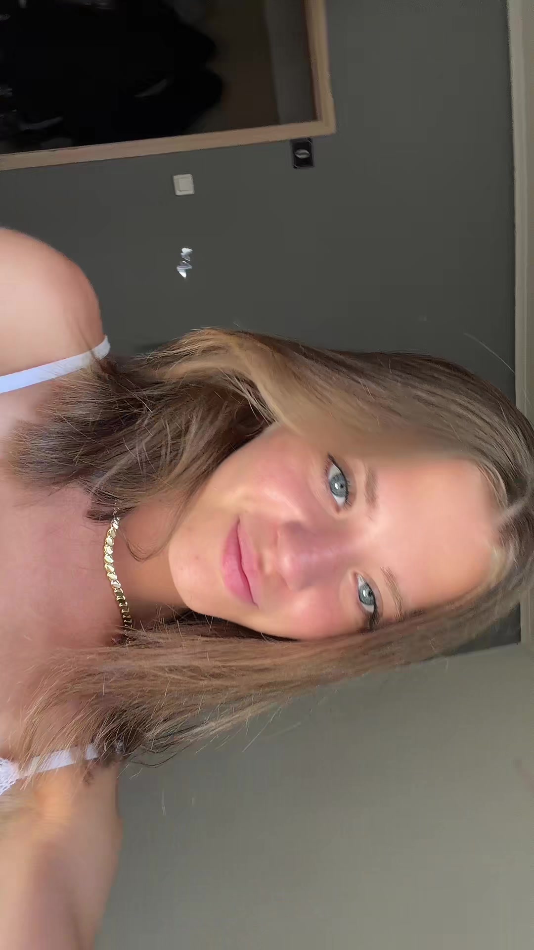 @👸🏼