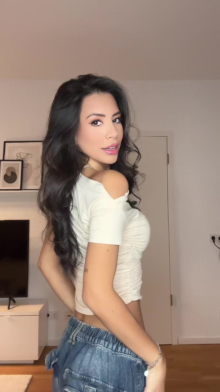 @sabrinapaez