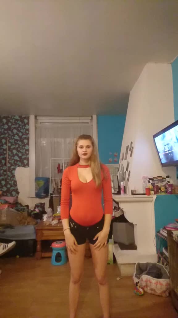 @Laabelleebrunee