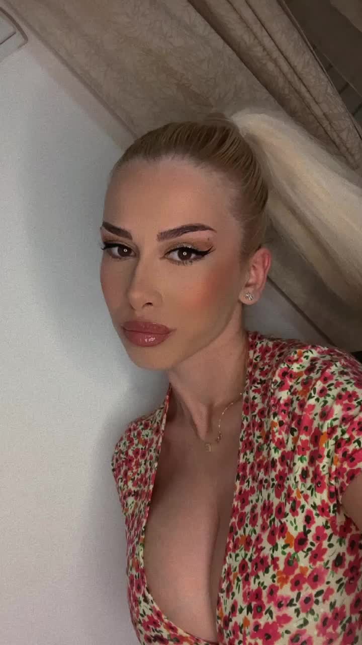 @ElenaDostić