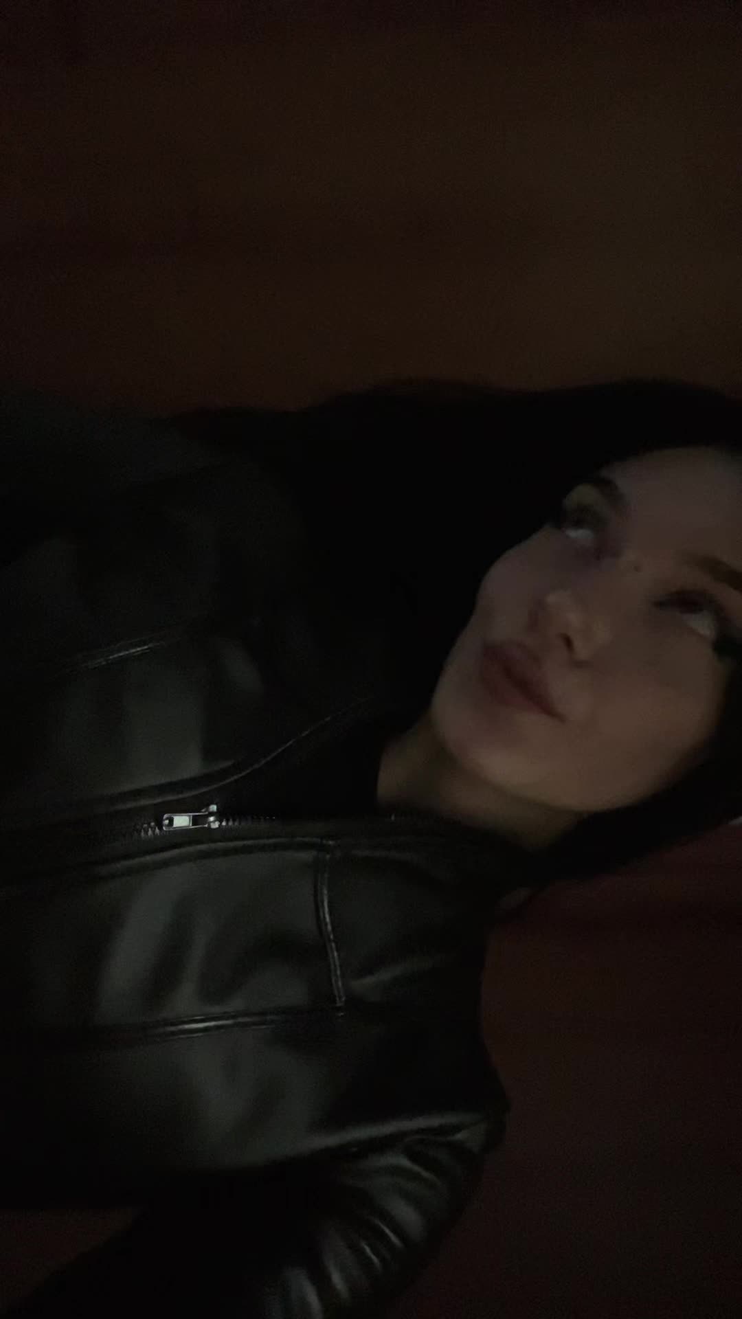 @shwushdbsjs