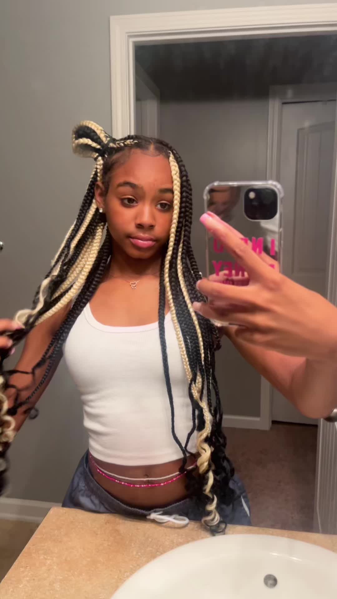 @msjayemonee.