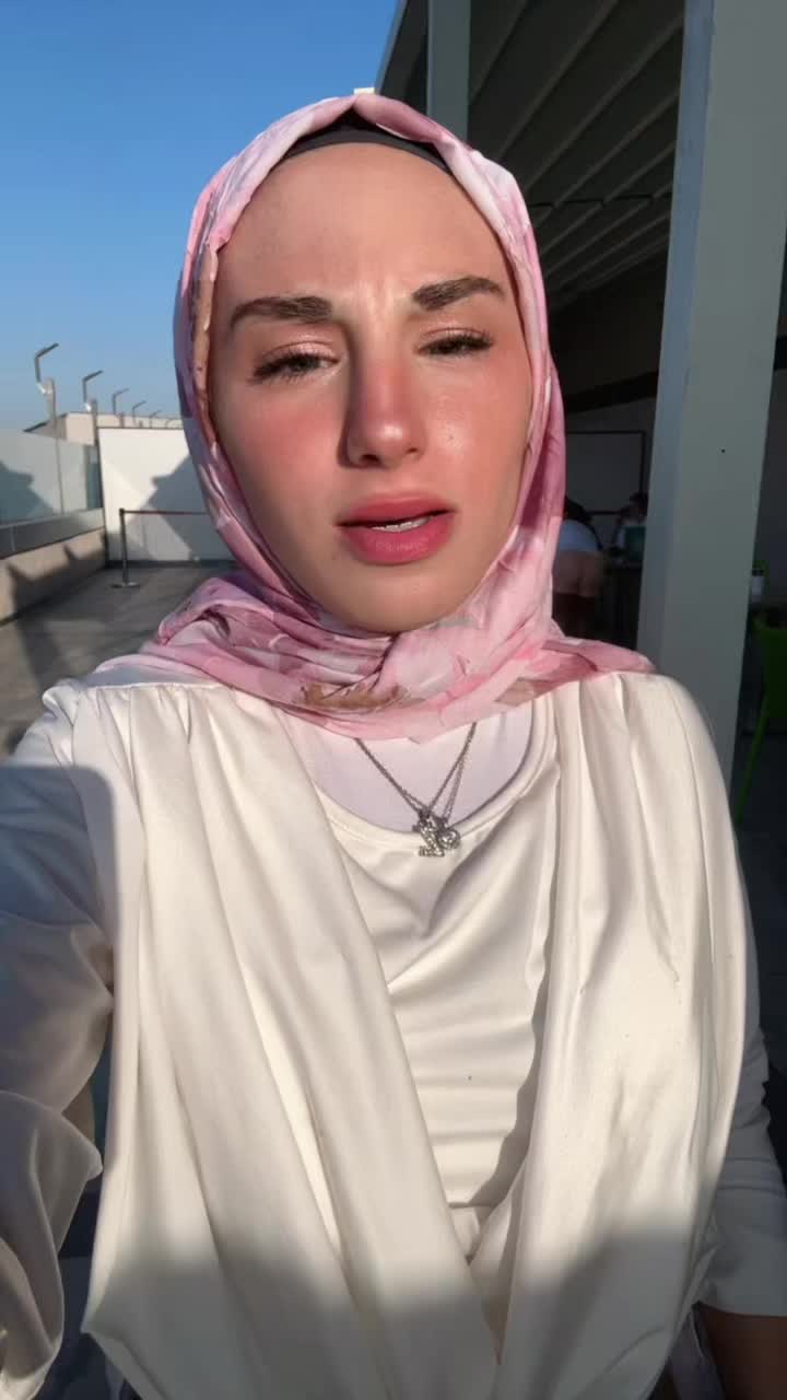 @زينب