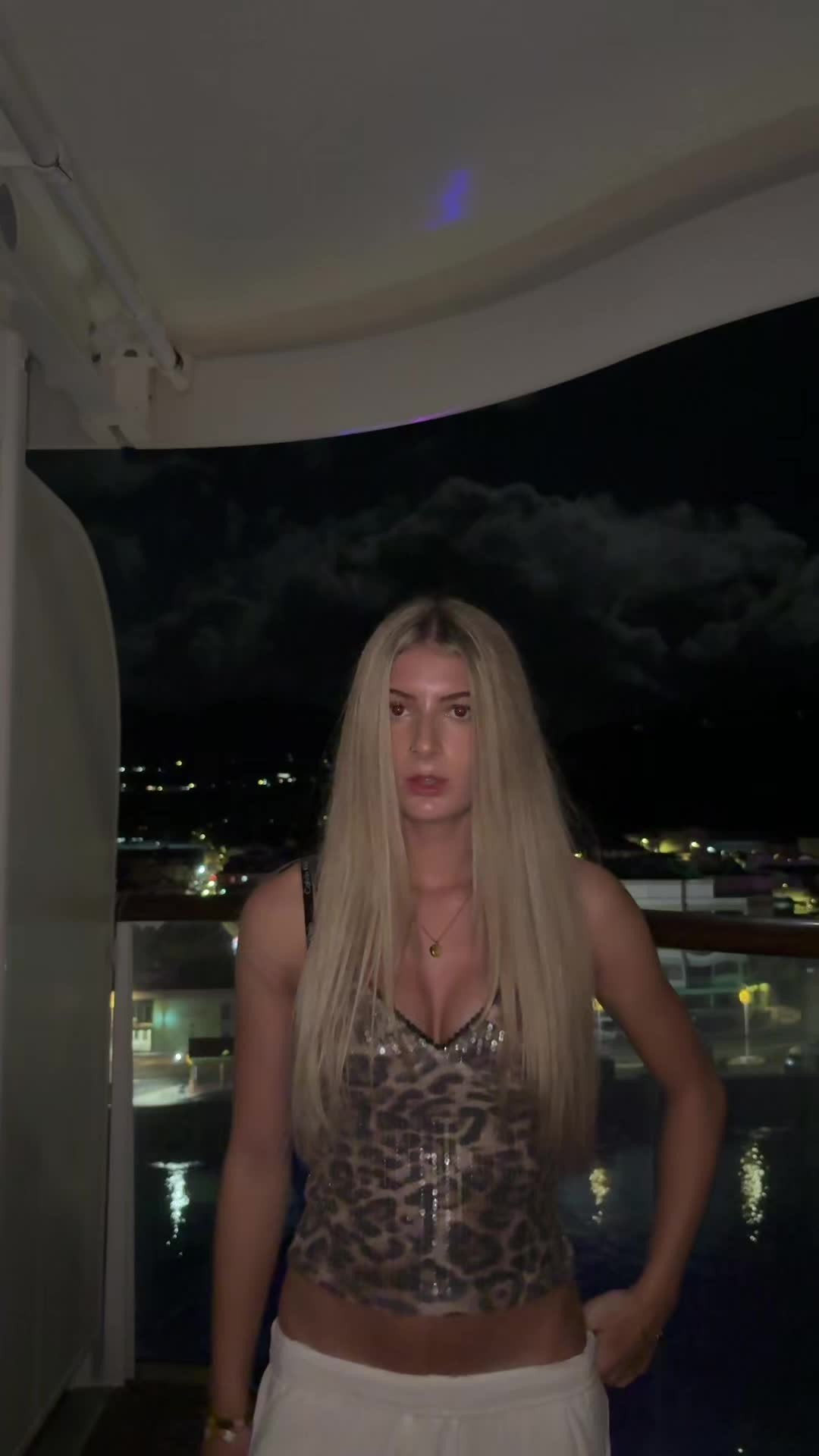 @Zoe
