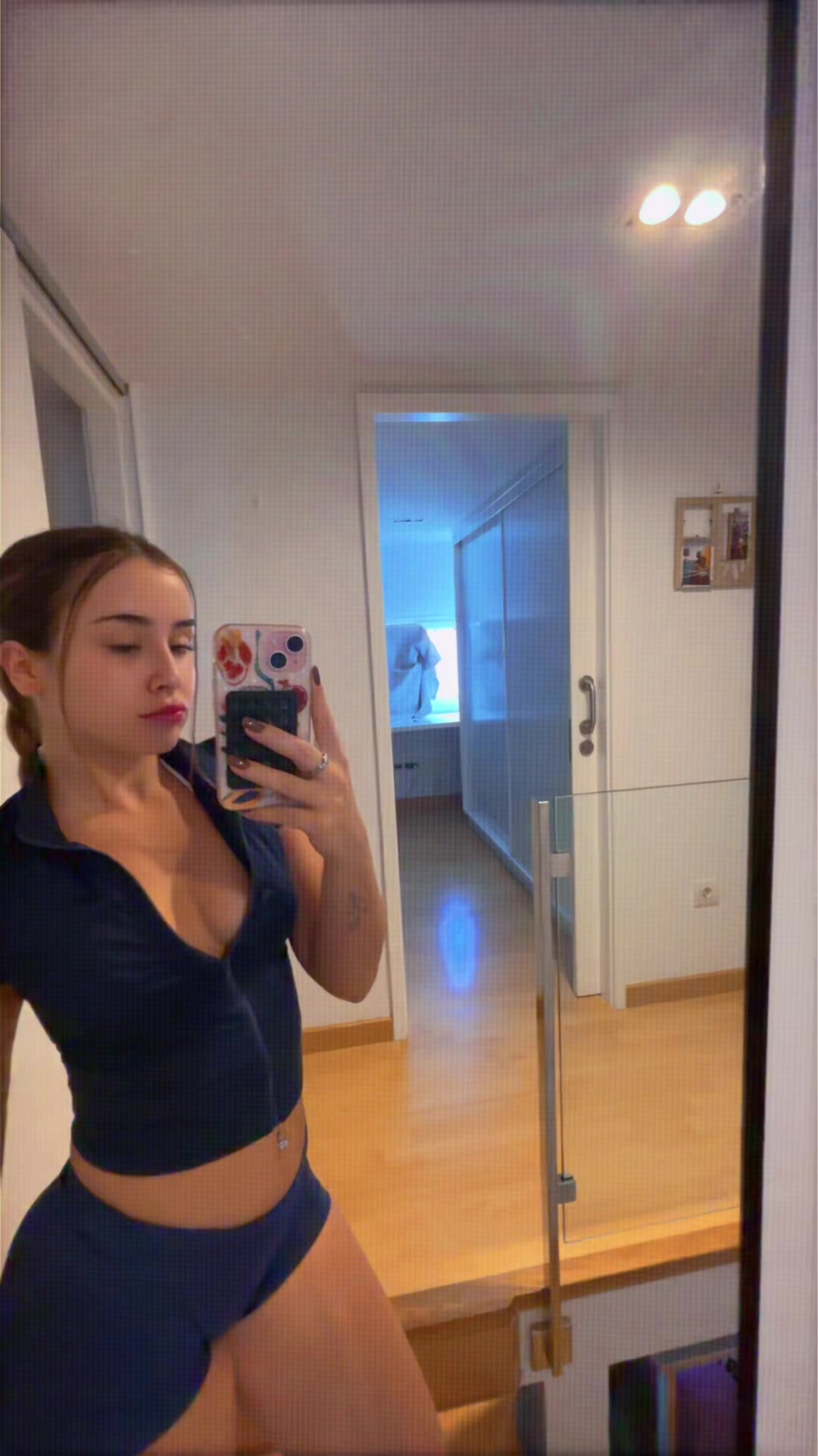 @Chenoa🇮🇨