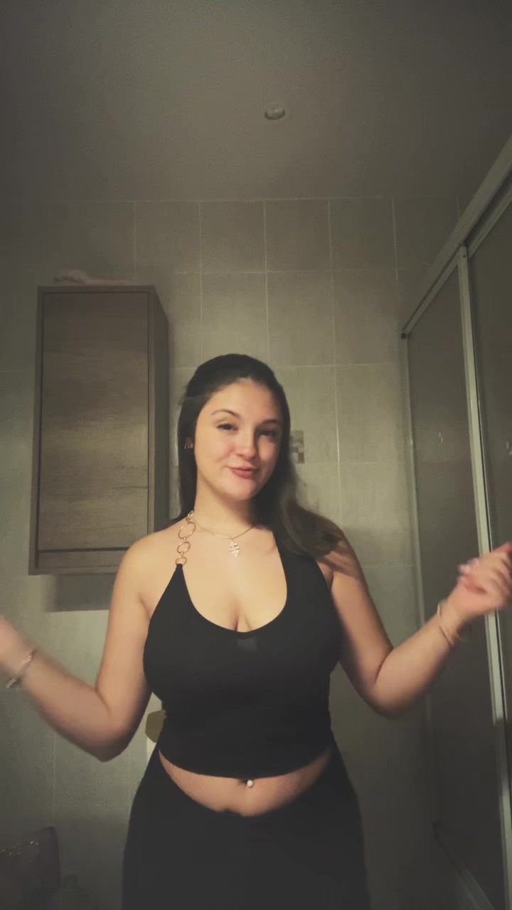 @𝕒𝕚𝕟𝕒𝕣𝕒𝕒🌺