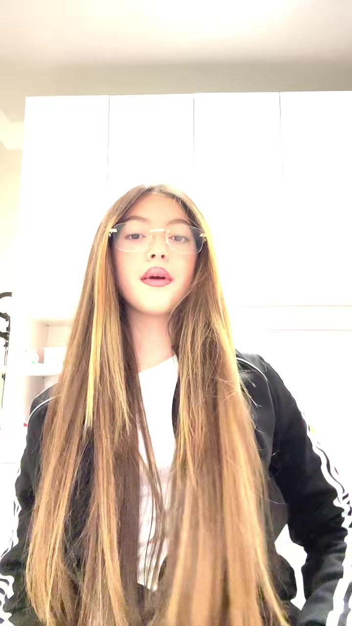@_.saramencherini__