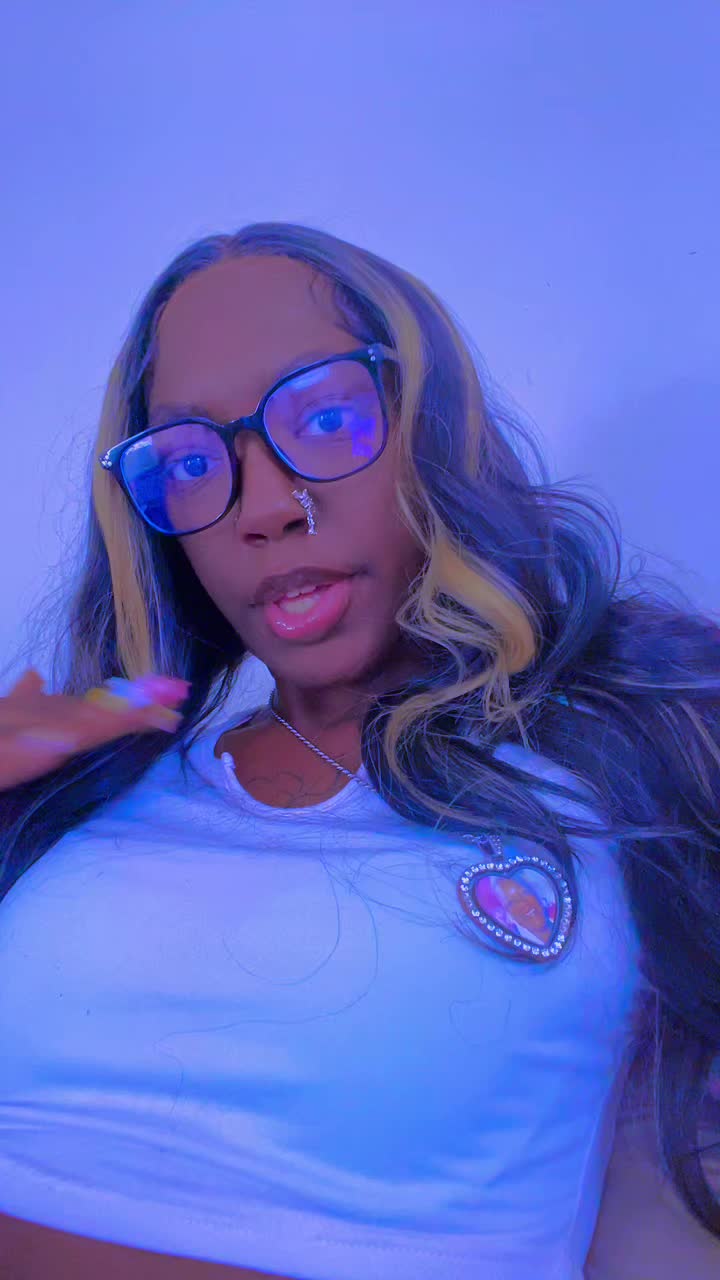 @breashiana