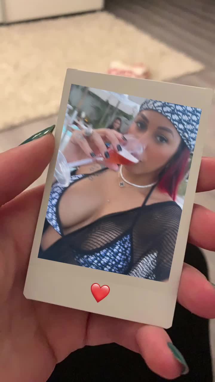 @María Lescay
