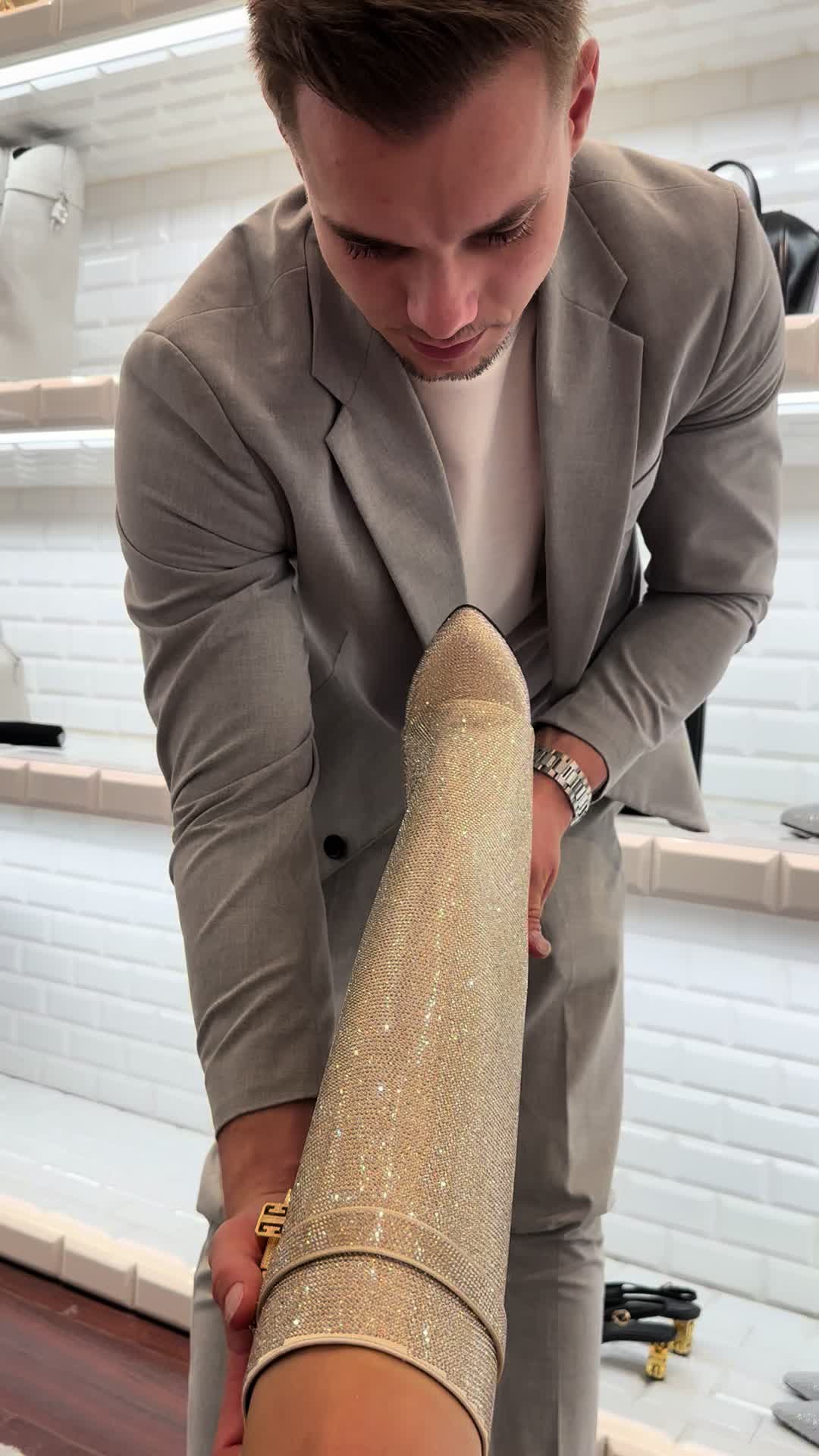 @Karina Bozga