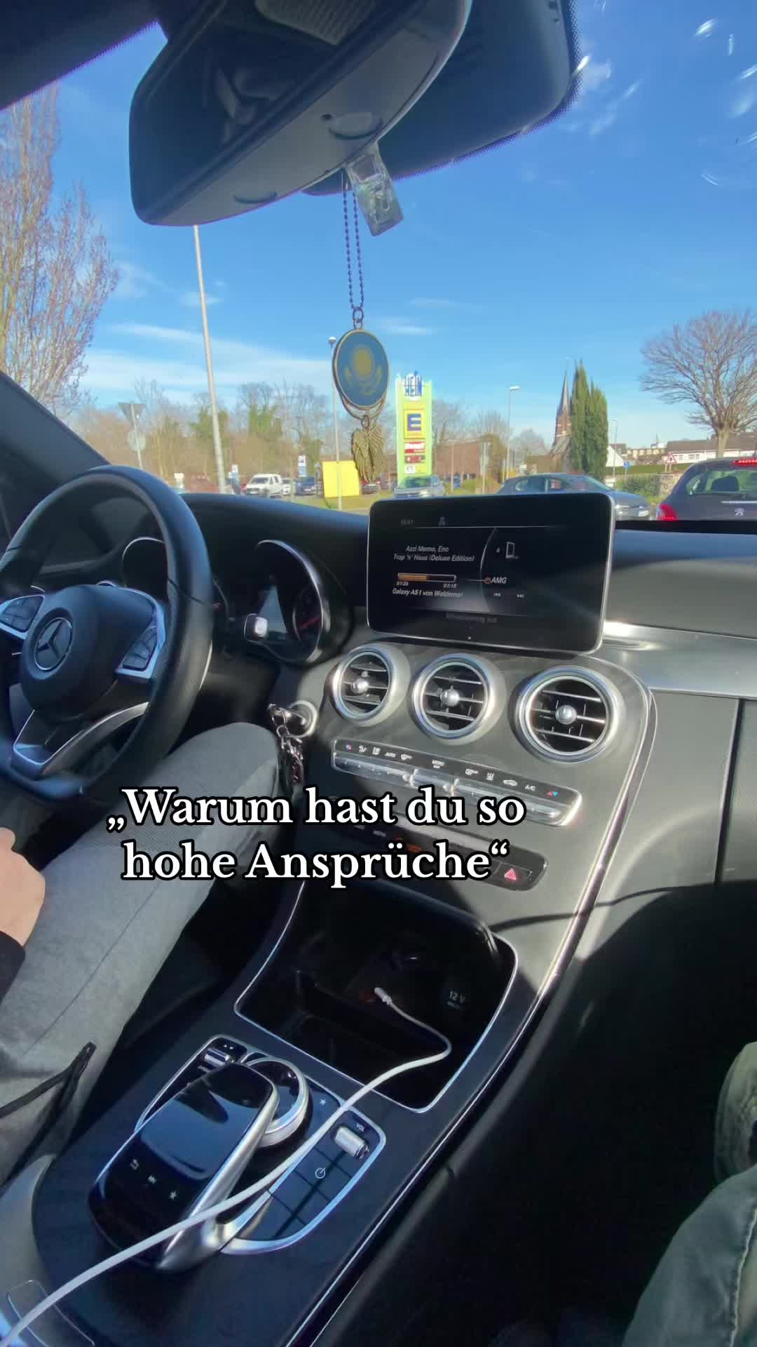 @Vika