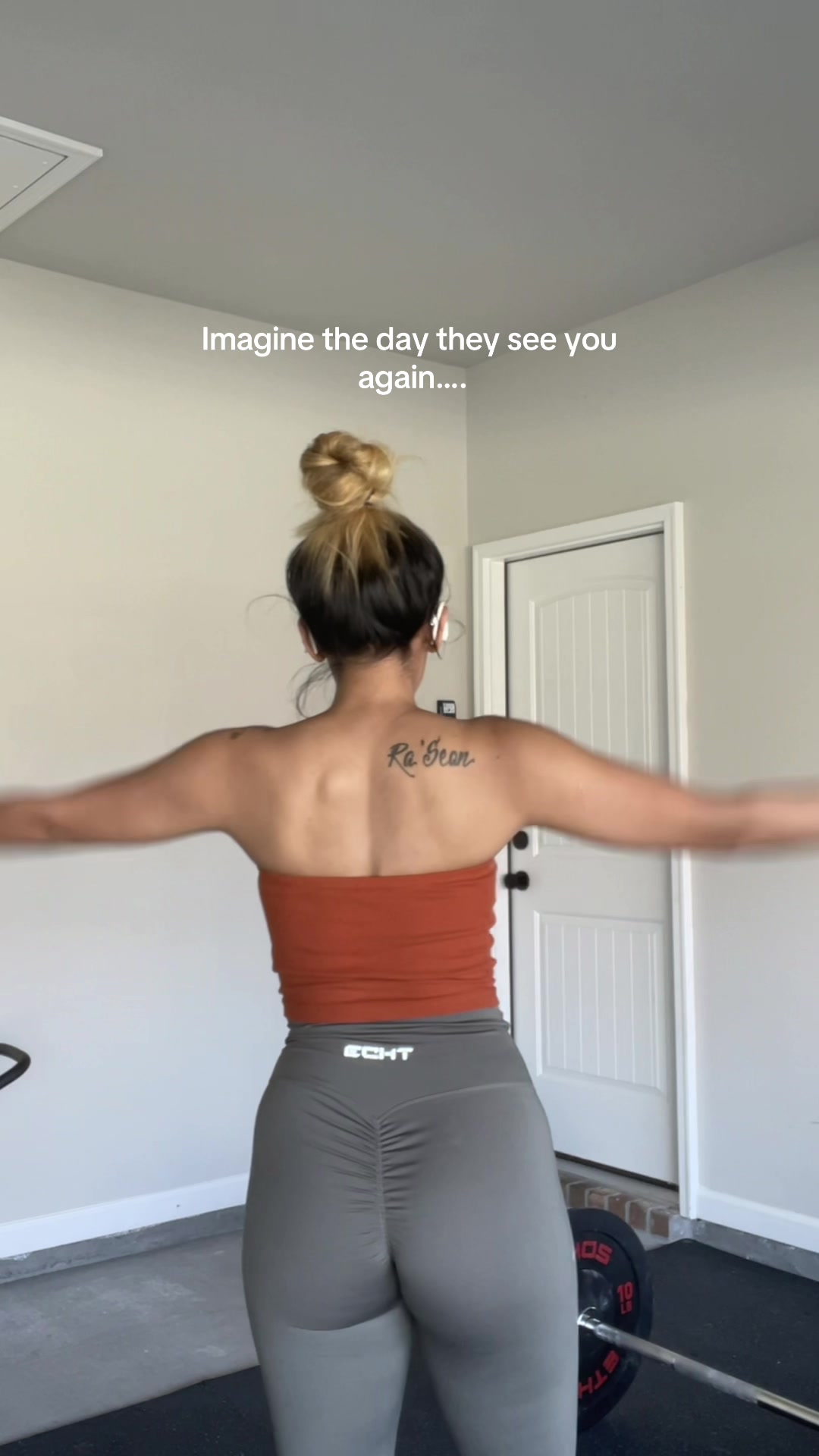 @Gainsbyana