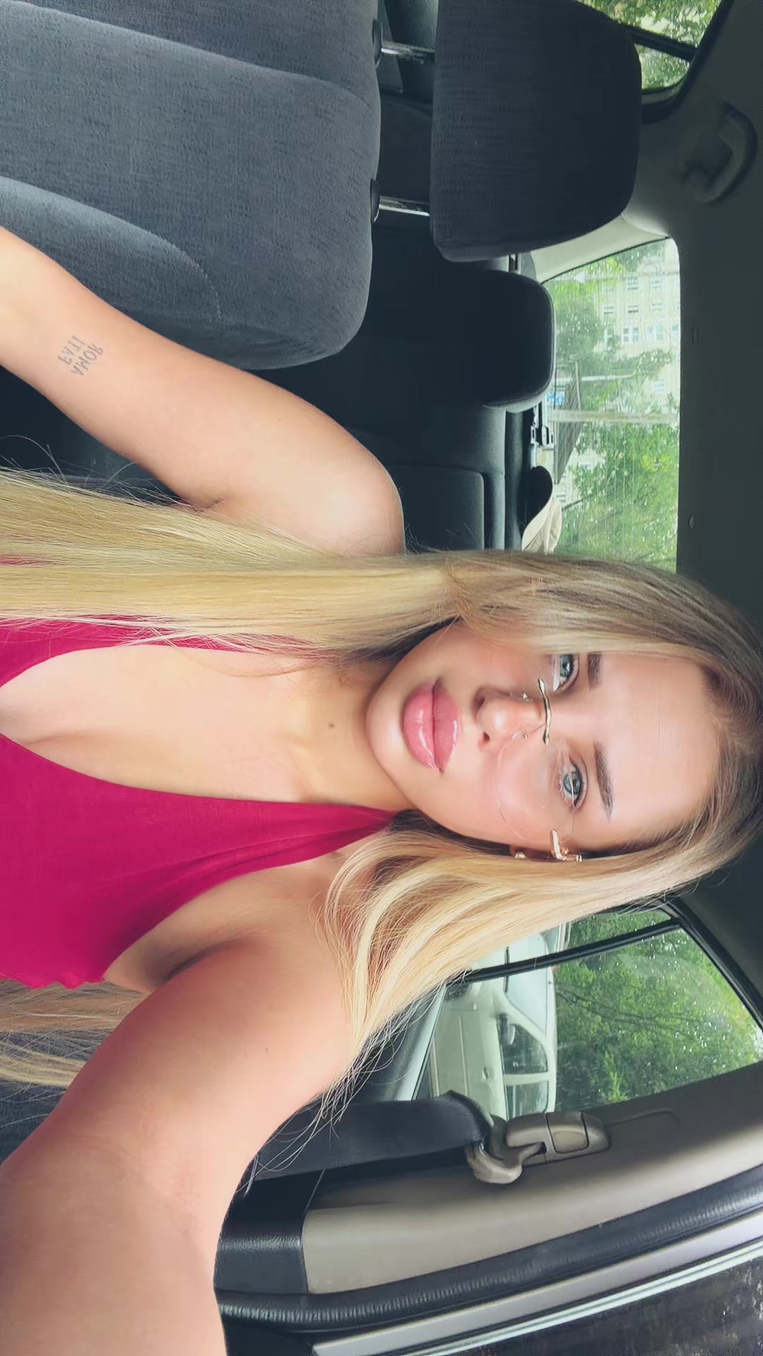 @Jasmin👑