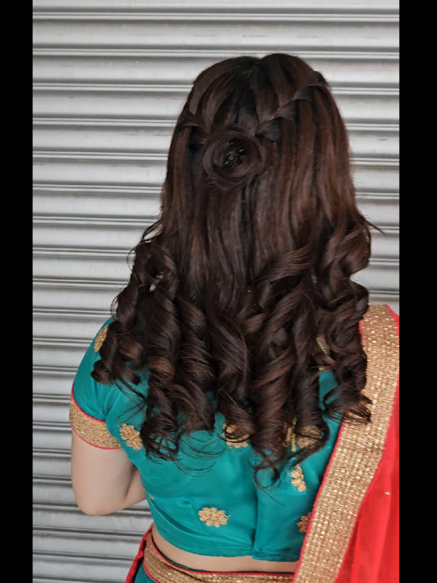 @YANIISHAA FASHION AND BEAUTY