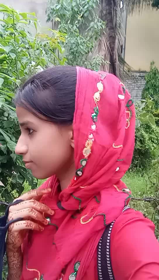 @04 aliyakhan04