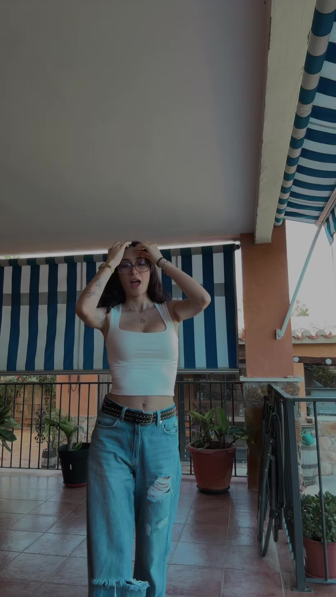 @Elisa🦋