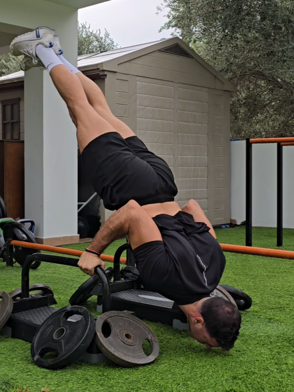 @Spyros | Calisthenics coach