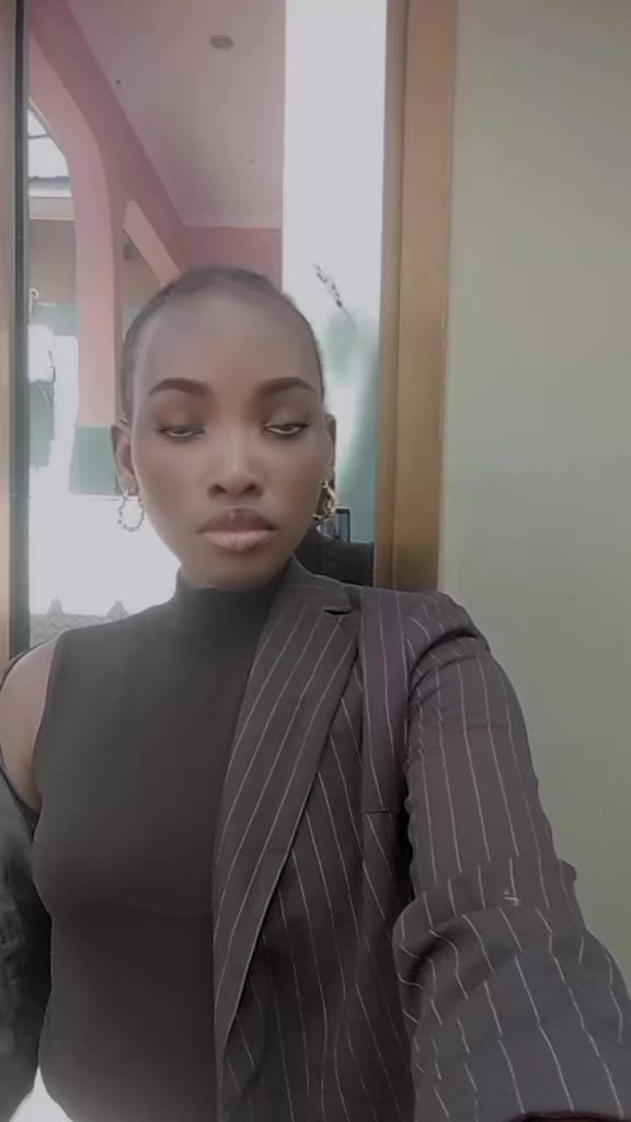 @hiddy model