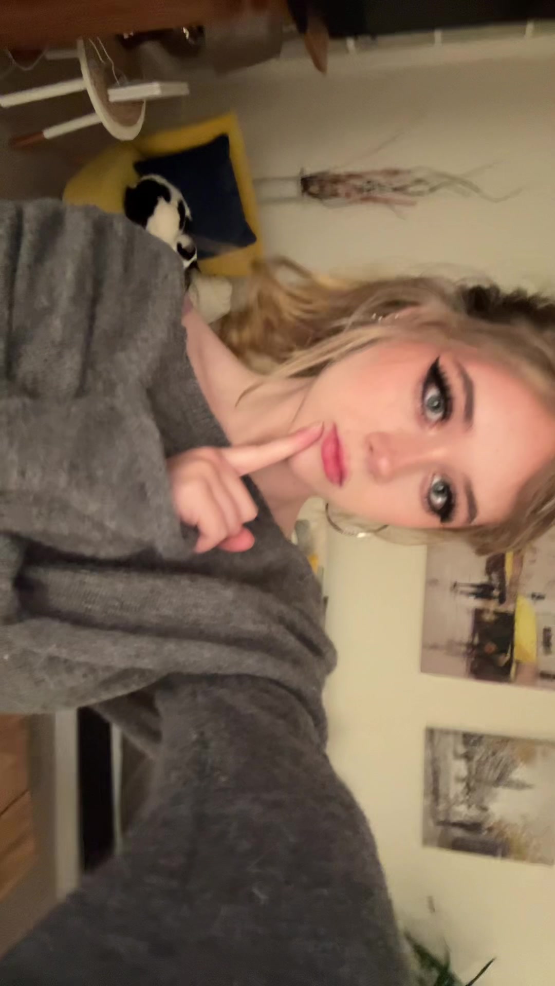 @Poppy🧏&zwj;♀️